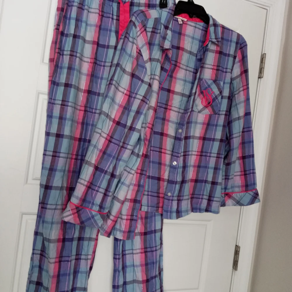 Victoria Secret plaid metallic pajama set size medium blue pale purple and blue